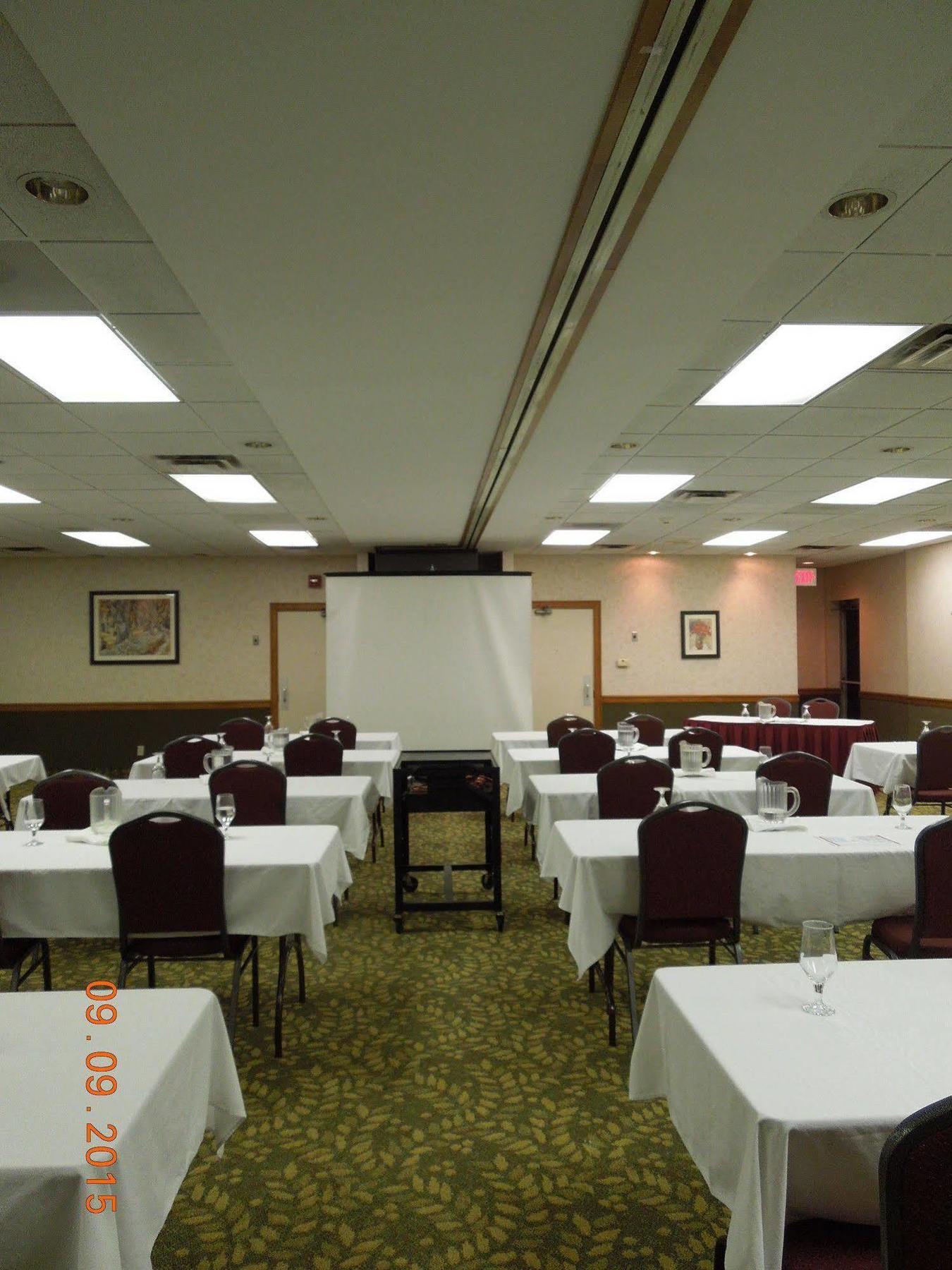 Baymont Inn & Suites Marietta Buitenkant foto