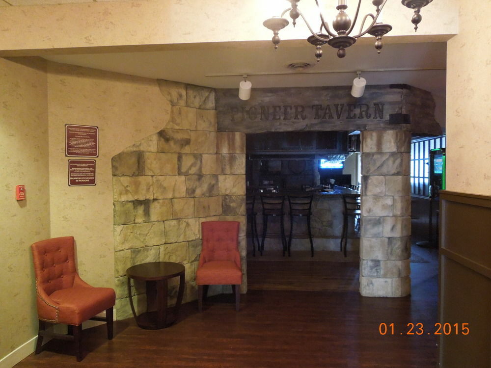 Baymont Inn & Suites Marietta Buitenkant foto