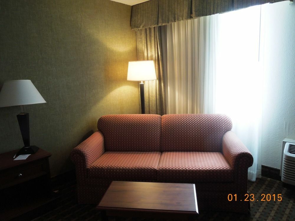 Baymont Inn & Suites Marietta Buitenkant foto